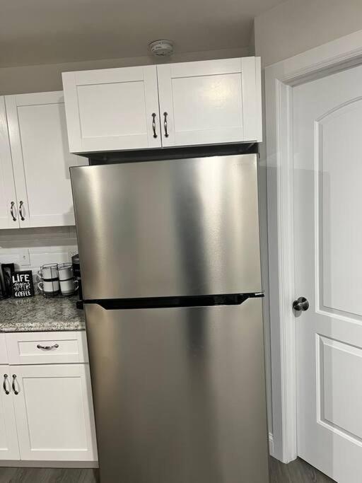 Luxury **Cozy• 2 Bedroom 2 Min. From Ewr / Newark Downtown Eksteriør bilde